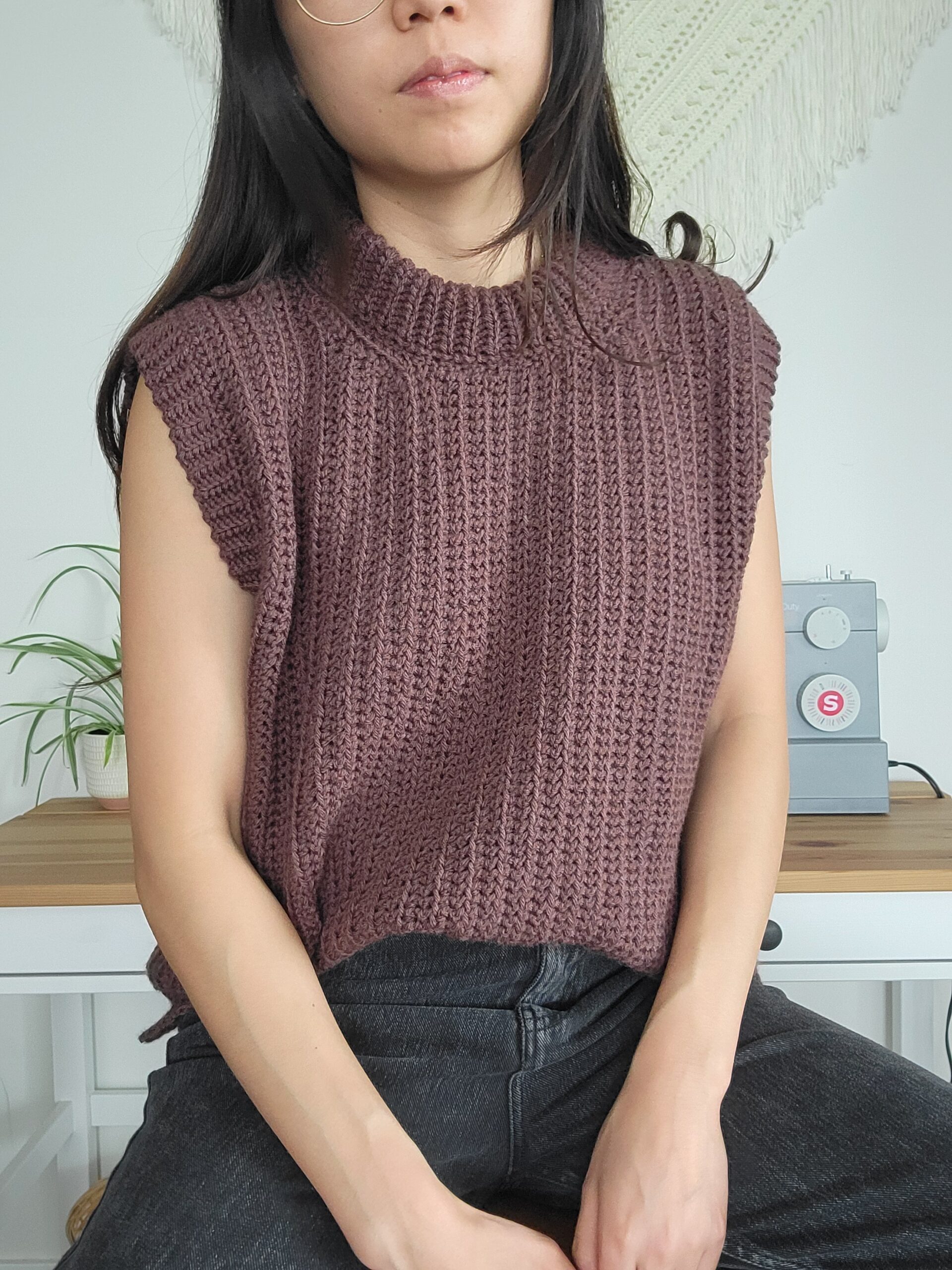 Ribbed Sweater Vest Full Length (M) - Image 4