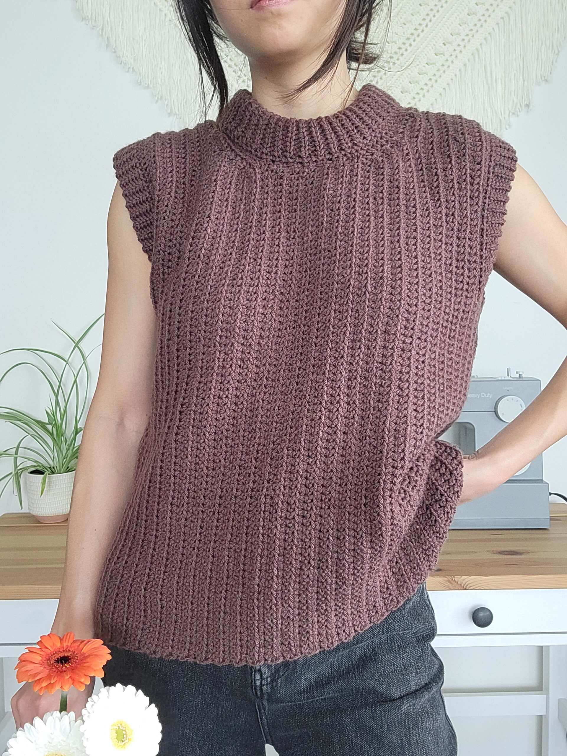 Ribbed Sweater Vest Full Length (M) - Image 5